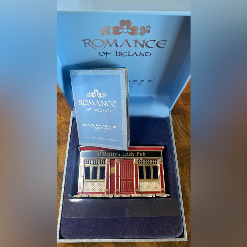 Romance of Ireland O'Reilly's Irish Pub Ornament